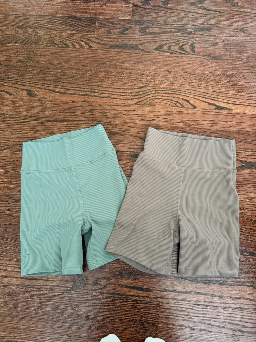 A&F biker shorts